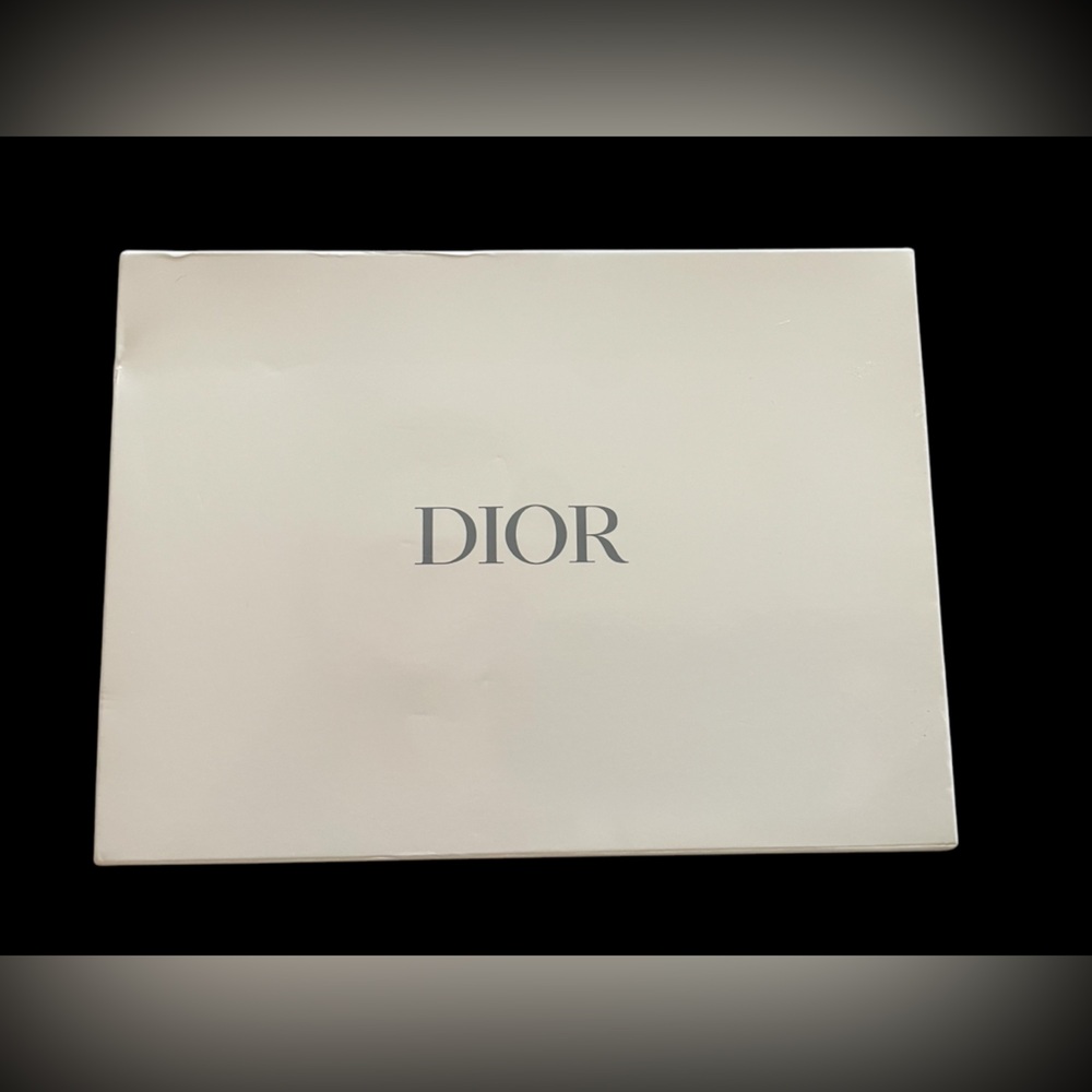 NEW w/Box Dior VIP Black Vegan Leather 7” x 5” Vanity Mirror. For Home or Travel - Picture 7 of 8